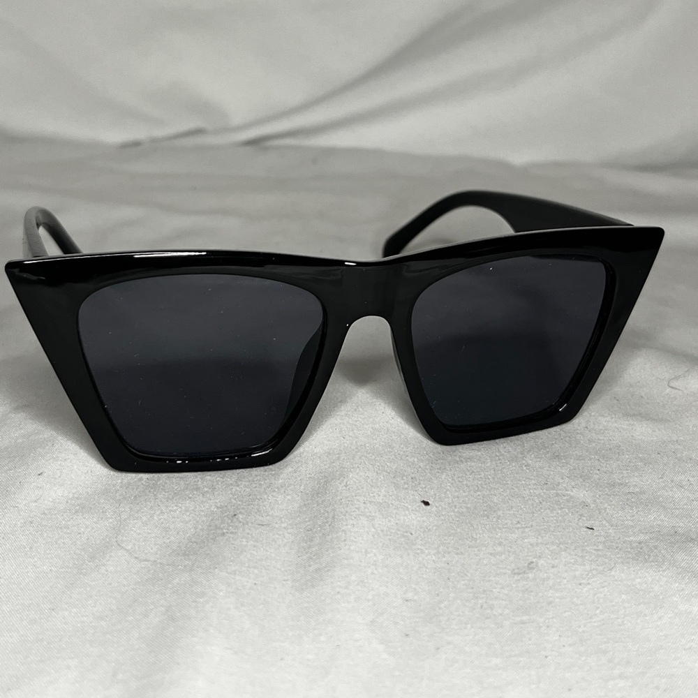 Shady Lady retro sunglasses